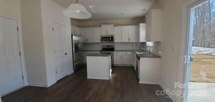 10422 Bradstreet Commons Way in Charlotte, NC - Building Photo - Building Photo