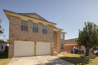 17403 Wiseman Dr in Pflugerville, TX - Building Photo - Building Photo