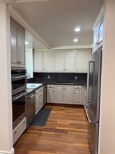 75 Folsom St, Unit 804 in San Francisco, CA - Building Photo - Building Photo