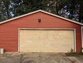 256 Parkway Dr in Mansfield, OH - Foto de edificio - Building Photo