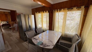 32868 Deer Ln in Running Springs, CA - Building Photo - Building Photo