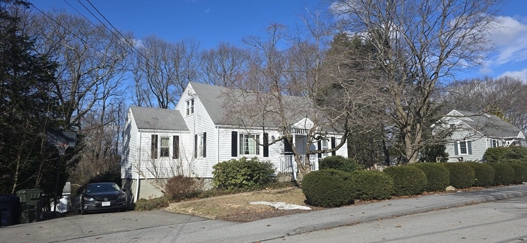 70 Ridge Rd in Marlborough, MA - Building Photo