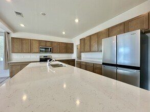 8044 Texas Hls St in Las Vegas, NV - Building Photo - Building Photo