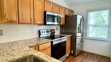 5138 Greenville Loop Rd in Wilmington, NC - Building Photo - Building Photo