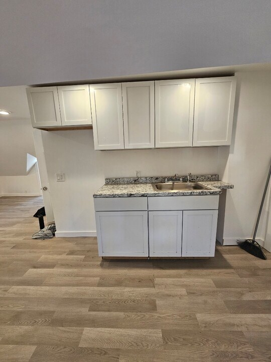 210 Baldwin St in Johnson City, NY - Building Photo