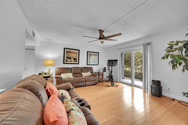 3909 N Ocean Blvd, Unit 108 in Fort Lauderdale, FL - Building Photo - Building Photo