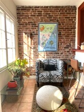 22 Chauncy St, Unit 42 in Cambridge, MA - Foto de edificio - Building Photo