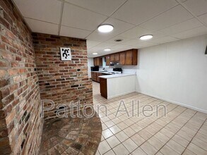 120 Cedar Hill Rd in Asheville, NC - Building Photo - Building Photo