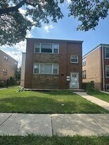 8232 Keating Ave in Skokie, IL - Building Photo