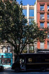 378 Broome St in New York, NY - Building Photo - Building Photo