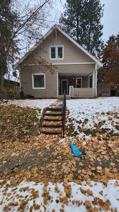1608 W 14th Ave in Spokane, WA - Building Photo