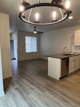 2550 NW Spruce Cone Ln in Redmond, OR - Building Photo - Building Photo