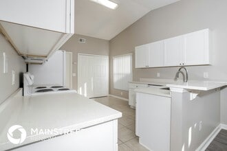 1510 Oak Hill Trail in Kissimmee, FL - Foto de edificio - Building Photo