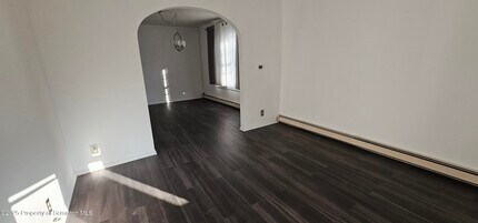 228 2nd St in Blakely, PA - Building Photo - Building Photo