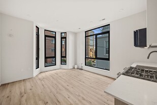 6 National St, Unit 2 in Boston, MA - Building Photo