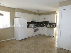 6205 E Ohio Ave in Denver, CO - Building Photo - Building Photo