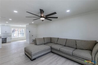 3655 Brenda Ln in Belton, TX - Foto de edificio - Building Photo