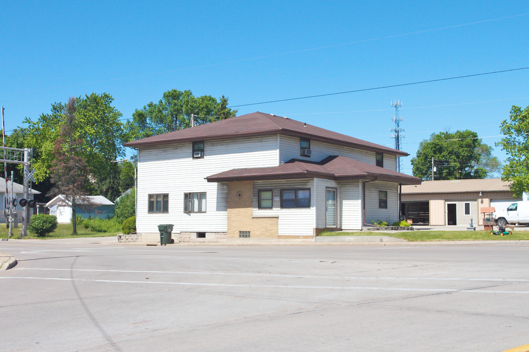 1023 Lawe St in Kaukauna, WI - Foto de edificio