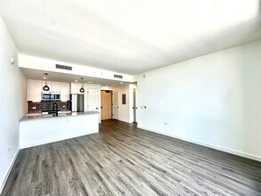 130 NE 23rd St, Unit A5 in Miami, FL - Building Photo - Building Photo