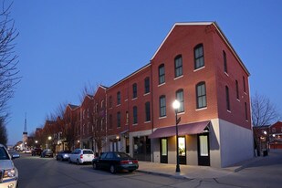 New Town Portfolio in St. Charles, MO - Building Photo