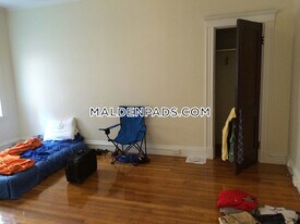 17-19-19 Washington St in Malden, MA - Building Photo