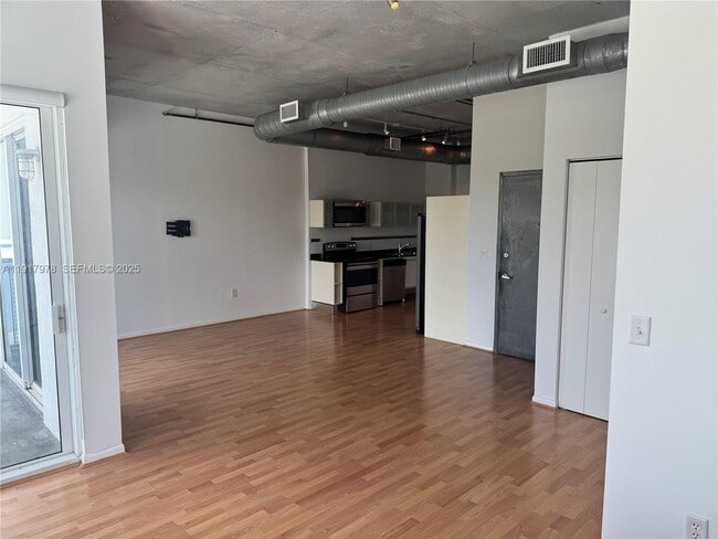 property at 10 SW South River Dr