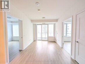 50 Dunfield Ave in Toronto, ON - Building Photo - Building Photo