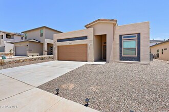 532 Oakmont in Horizon City, TX - Building Photo - Building Photo
