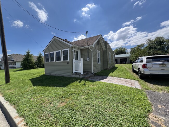 property at 935 Main St