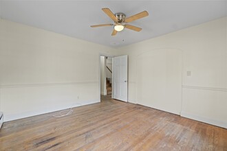 4610 Calvert Rd in College Park, MD - Foto de edificio - Building Photo