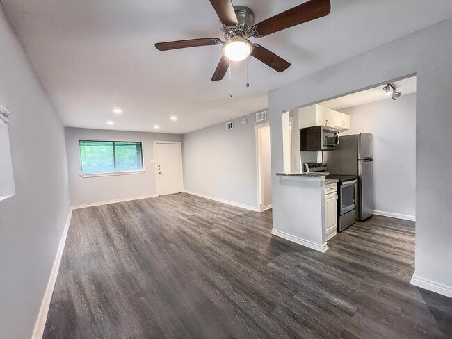 5329 Reiger Ave, Unit Apt 101