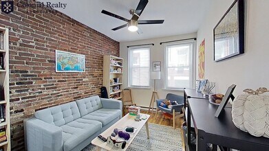 6 Cleveland Pl in Boston, MA - Building Photo - Building Photo