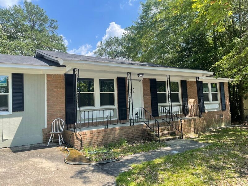 32 King Arthur Ct in Columbia, SC - Building Photo