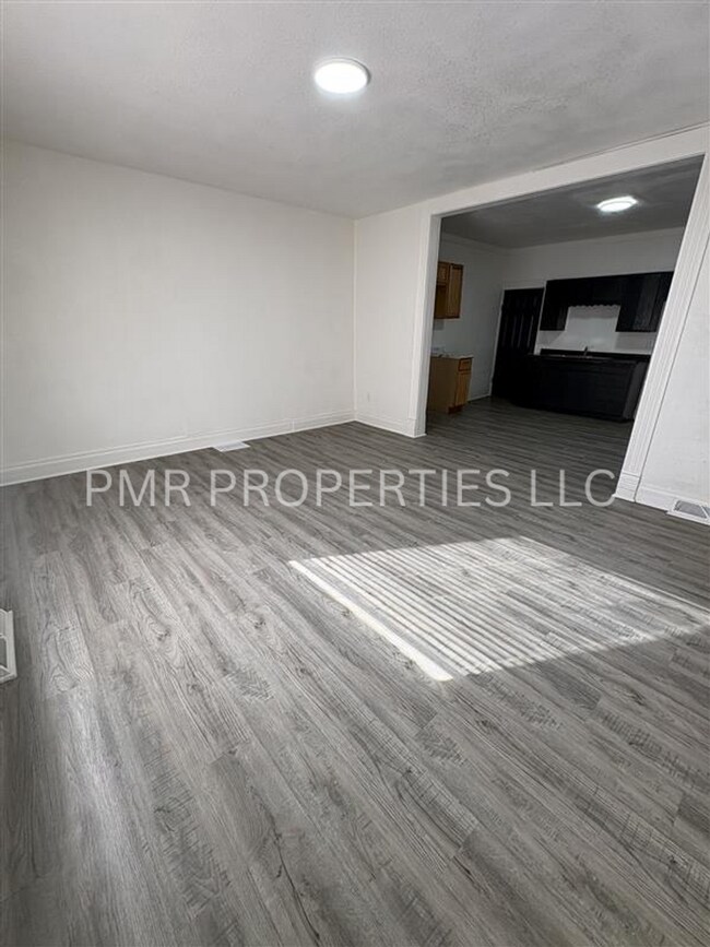 1801-1803 Mitchell Ave in St. Joseph, MO - Building Photo - Building Photo