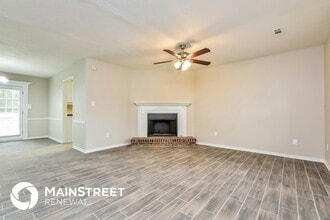 3717 Paddington Trail in Rex, GA - Foto de edificio - Building Photo