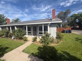 5319-5321 Robertson Ave in Carmichael, CA - Building Photo