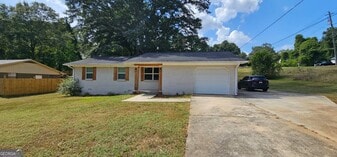 2292 Chestnut Hill Cir in Decatur, GA - Building Photo