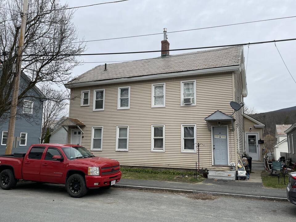 Yellow Building in Williamstown, MA - Building Photo