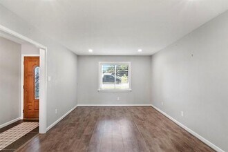 605 Southland Dr in Weatherford, TX - Building Photo - Building Photo