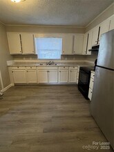 1216 White Plains Rd in Charlotte, NC - Building Photo - Building Photo