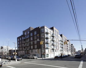 The Driggs I in Brooklyn, NY - Foto de edificio - Building Photo