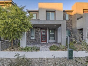 11689 Bearpaw Meadow Ave in Las Vegas, NV - Building Photo - Building Photo