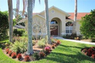 3655 McComb Ln in Bonita Springs, FL - Building Photo - Building Photo