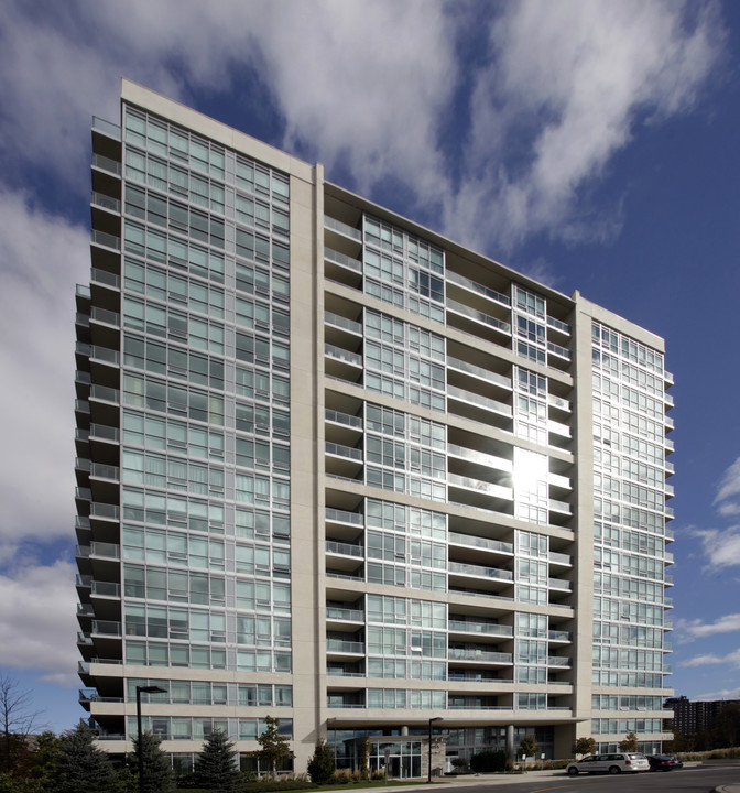 Stonebrook Condominiums in Mississauga, ON - Building Photo