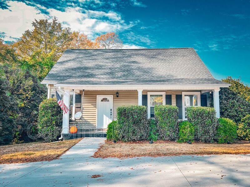 69 Allen St in Greenville, SC - Building Photo
