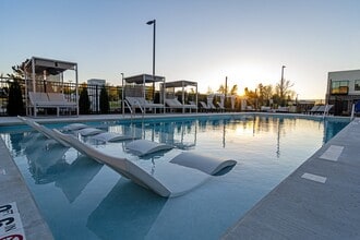 Alta Apartments in Pewaukee, WI - Building Photo - Building Photo