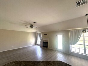 604 Charlotte Ave in Burkburnett, TX - Building Photo - Building Photo