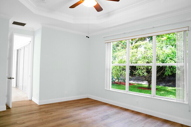 307 Mulberry Grove Rd in Royal Palm Beach, FL - Building Photo - Building Photo