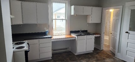 320 Grant St in Wilmington, OH - Foto de edificio - Building Photo