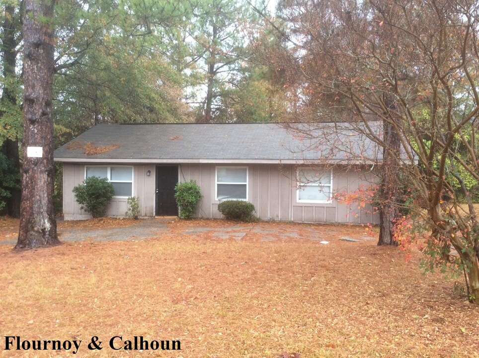 5497 Woodgate Dr in Columbus, GA - Building Photo